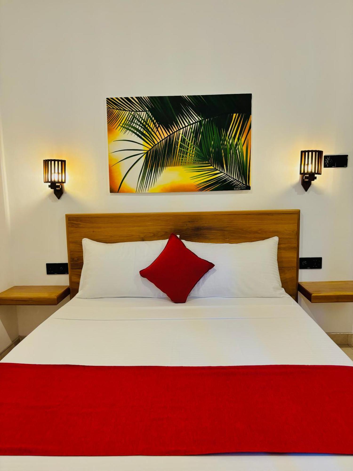 Breeze Bay Villa Dikwella Sur Exterior foto