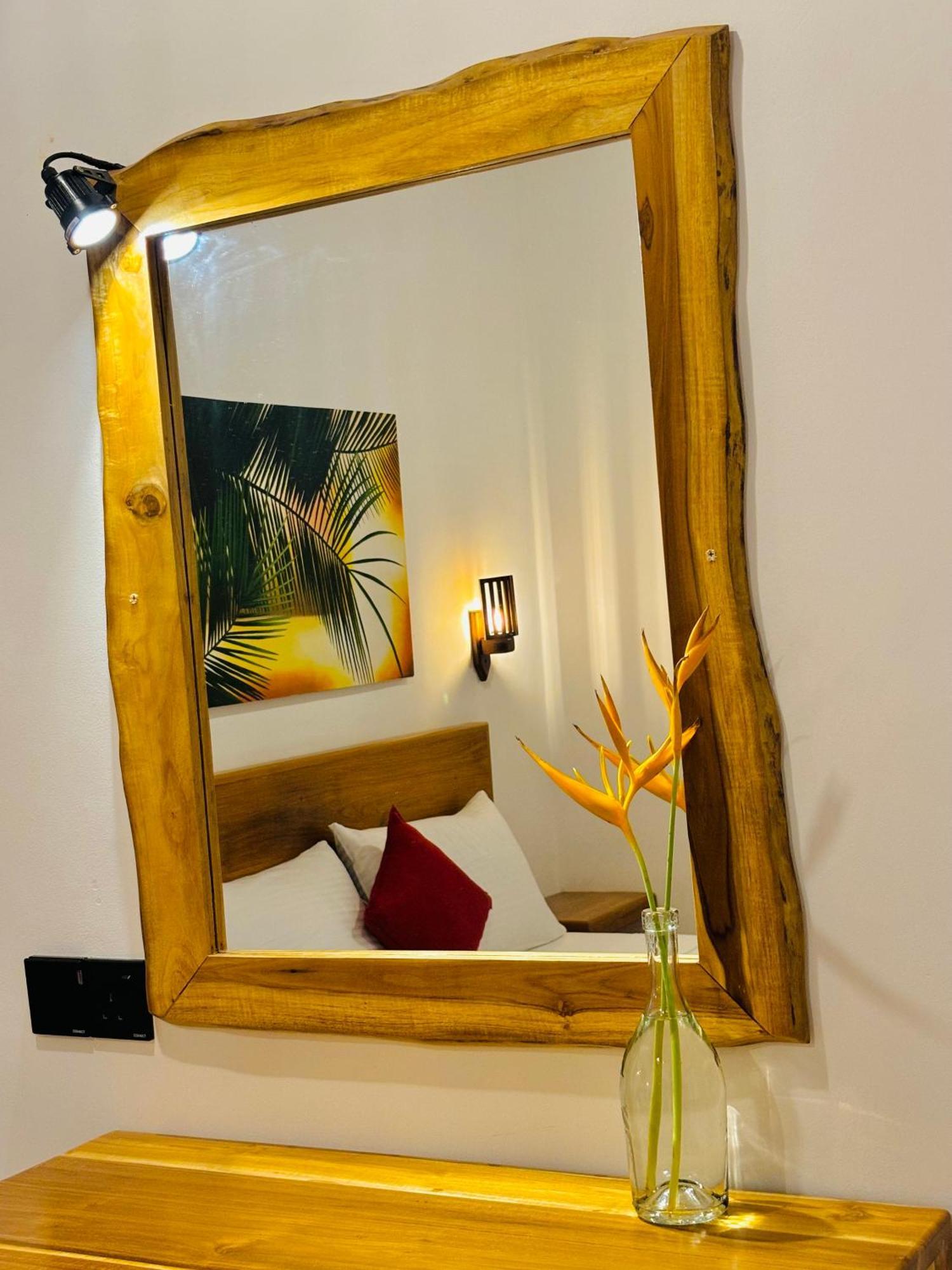 Breeze Bay Villa Dikwella Sur Exterior foto
