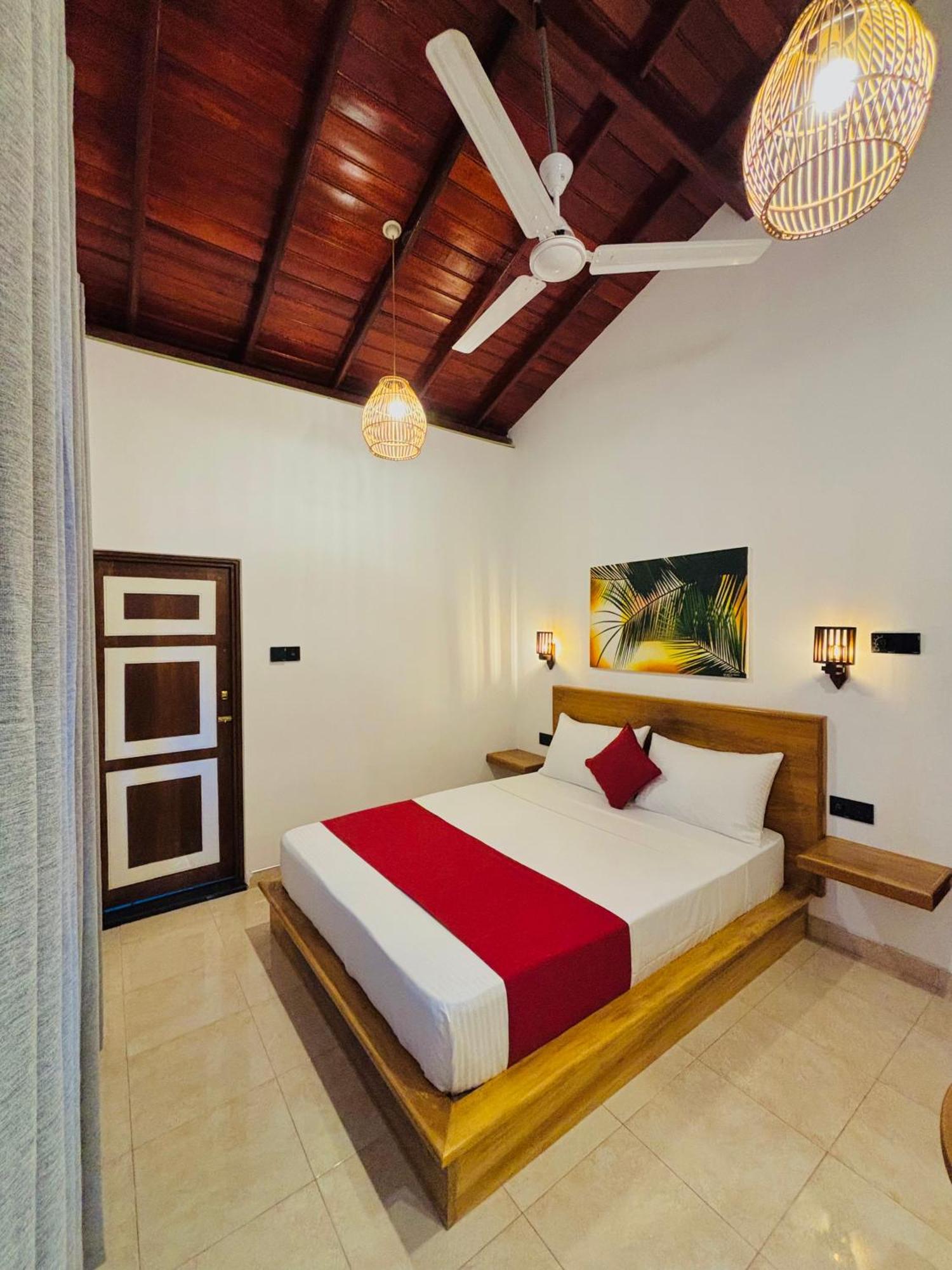 Breeze Bay Villa Dikwella Sur Exterior foto