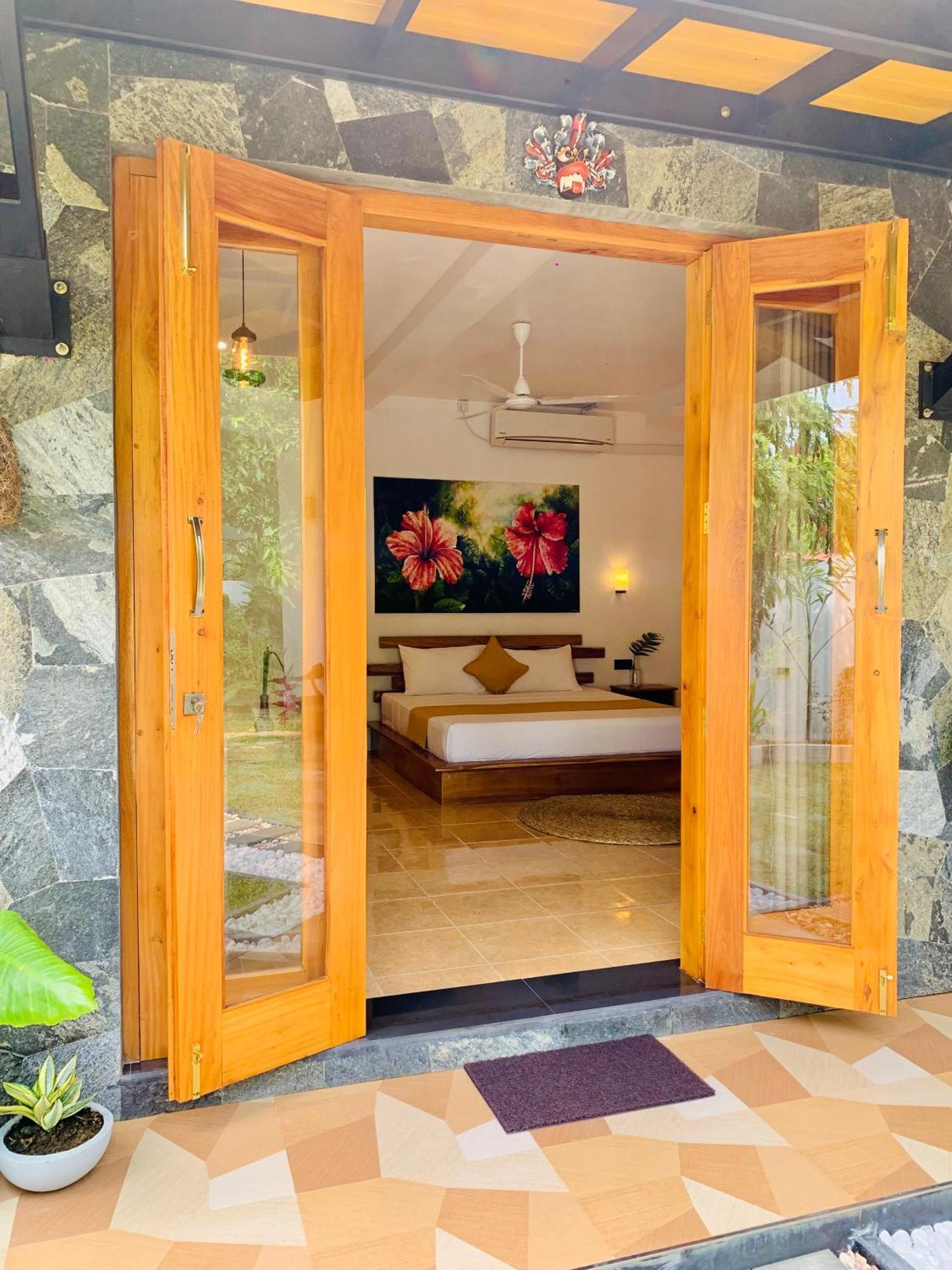 Breeze Bay Villa Dikwella Sur Exterior foto