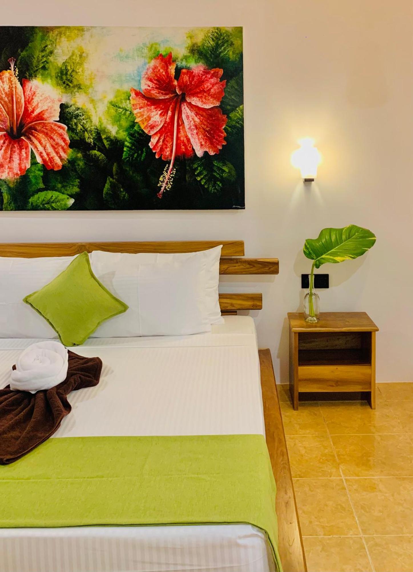 Breeze Bay Villa Dikwella Sur Exterior foto