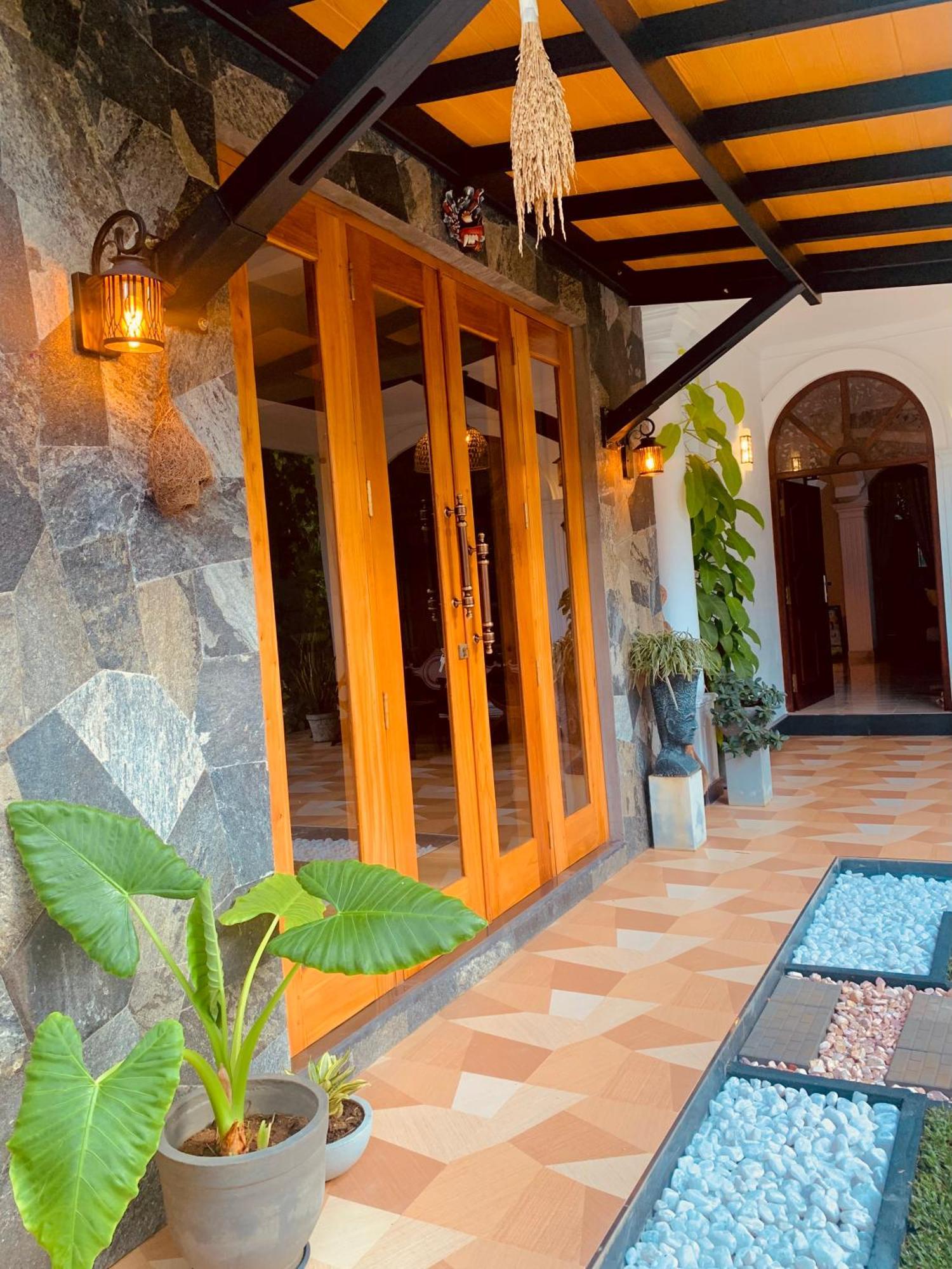 Breeze Bay Villa Dikwella Sur Exterior foto