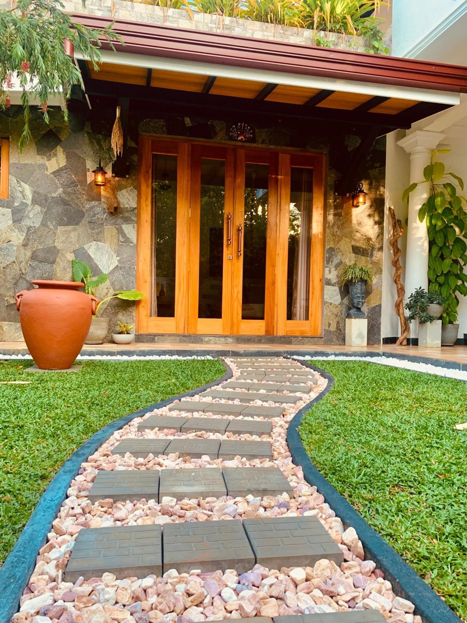Breeze Bay Villa Dikwella Sur Exterior foto